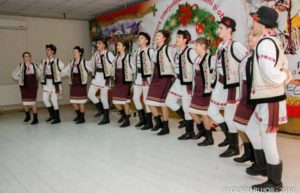 dansuri populare costum