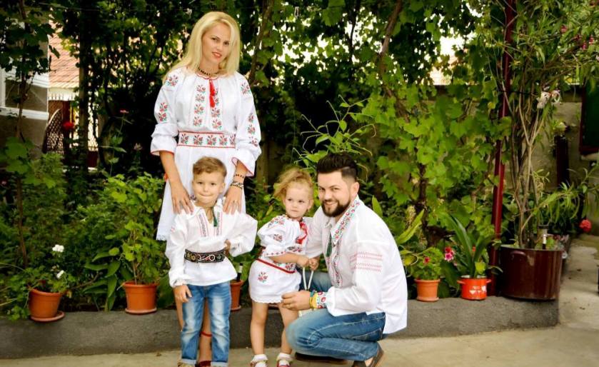 haine traditionale copii