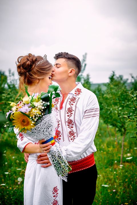 haine traditionale miri nunta populara