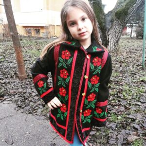 palton brodat muzica populara